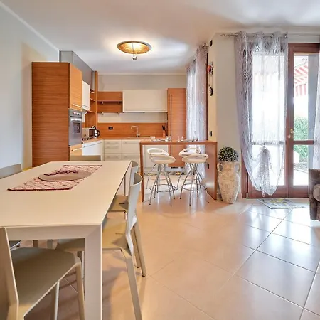 아파트 Apartmentsgarda - Rio Dei Molini *